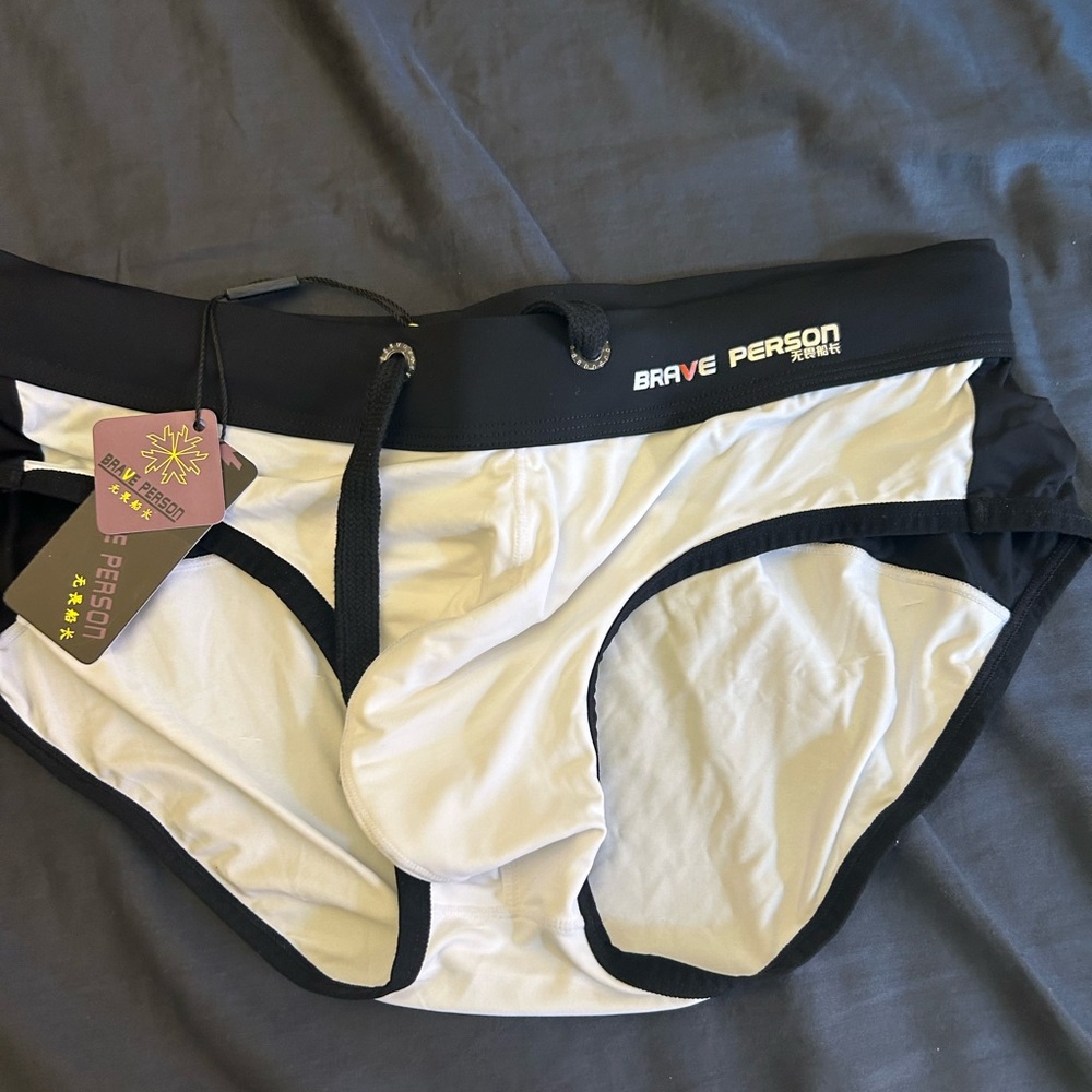 Men’s bikini swimming suit